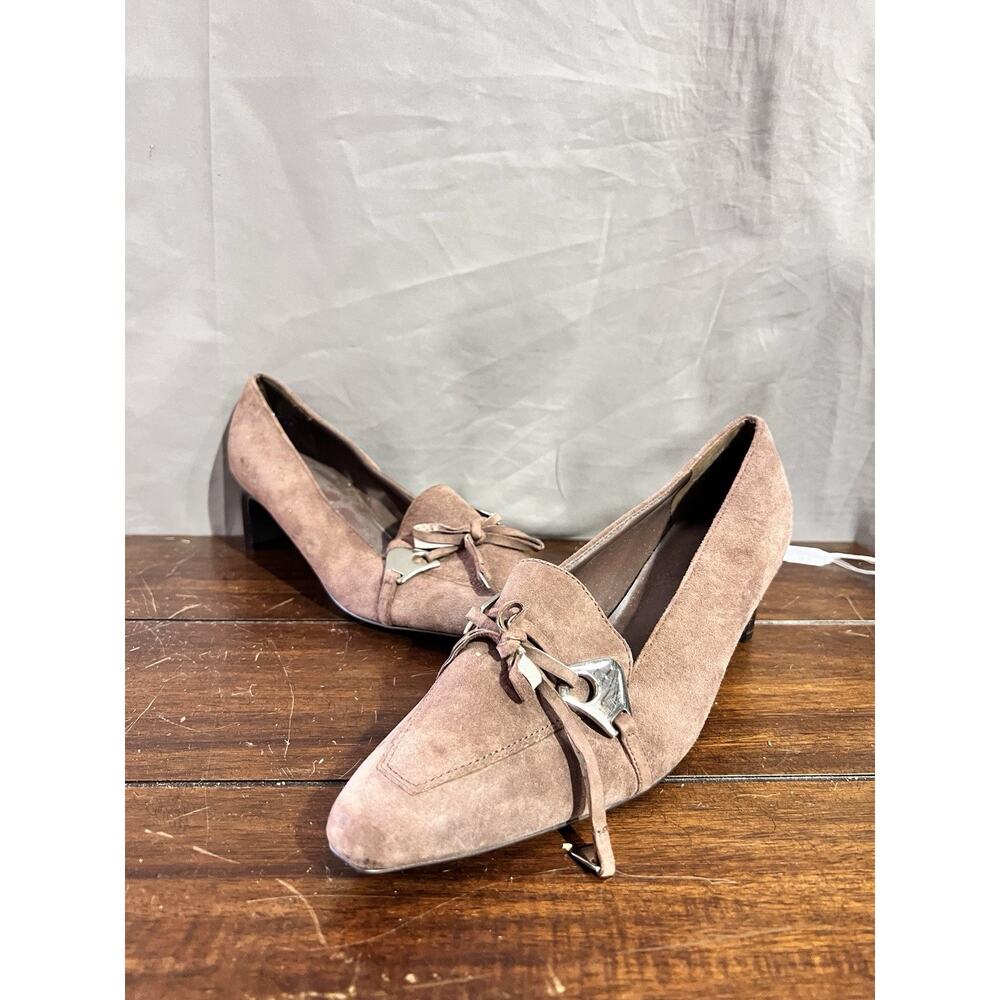 Harvé Benard by Benard Holtzman tan suede loafers Size 6 TG2023